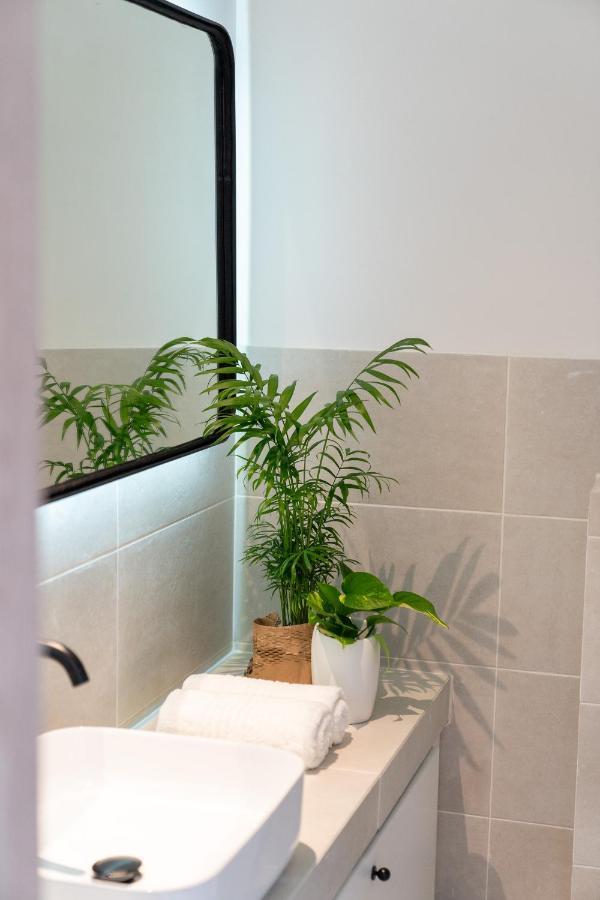 Athens Design Suites Экстерьер фото